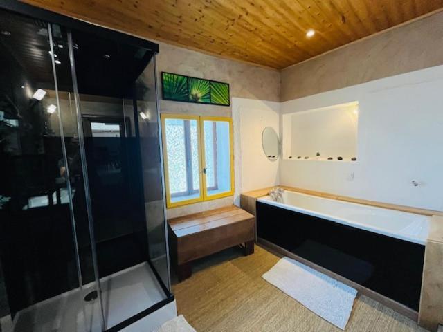 Maison De Village, Jacuzzi, Salle Cinema Valencin Eksteriør bilde